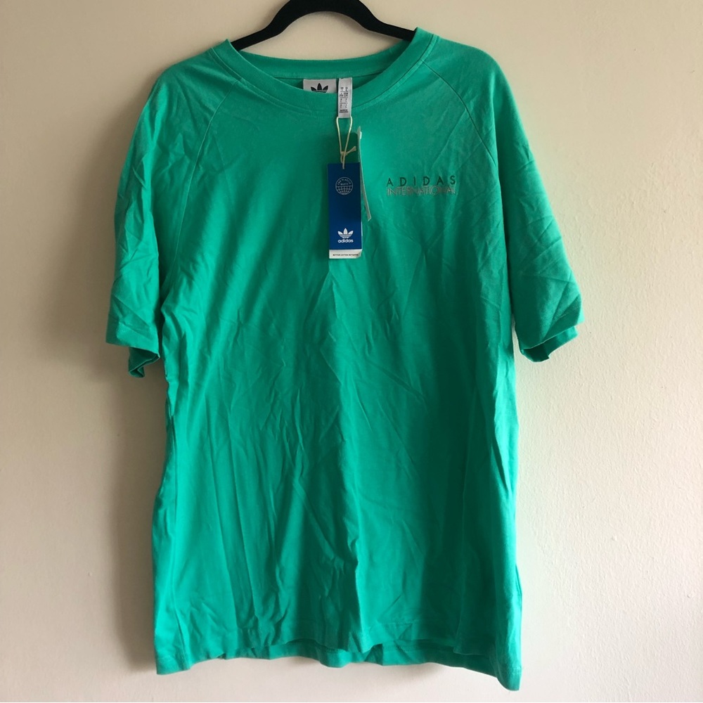 Adidas International Sports Club Tee Shirt and Socks Bundle - Picture 2 of 13